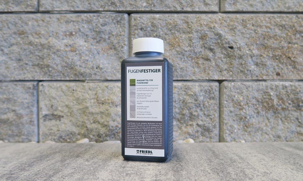 Spevňovač škár Friedl - postačujúce na cca. 25 kg piesok Spevňovač škár Friedl - postačujúce na cca. 25 kg piesok