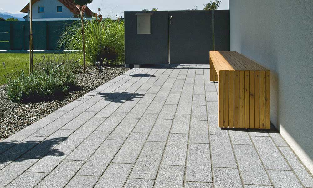 Linea VG4 betónová platňa 60 x 15 x 8 cm, ušľachtilé kamenivo bielo-čierne Linea VG4 betónová platňa 60 x 15 x 8 cm, ušľachtilé kamenivo bielo-čierne