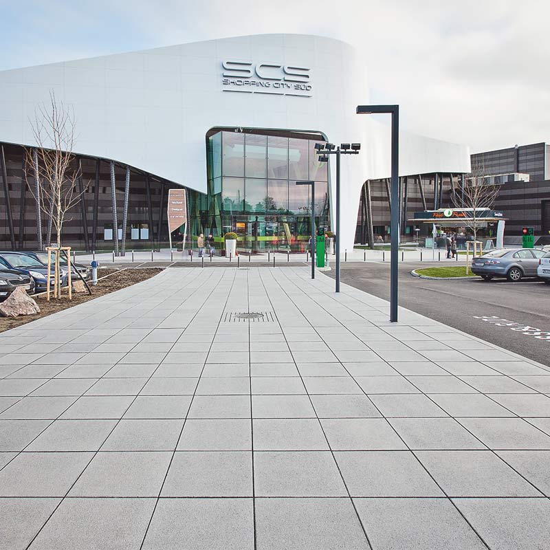 Shopping City Süd Linea VG4 betónová platňa, bielo Friedl Steinwerke Shopping City Süd Linea VG4 betónová platňa, bielo Friedl Steinwerke