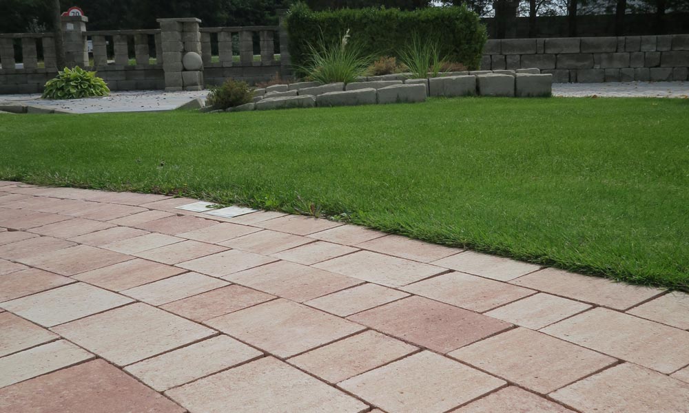 Piazza, terakota tieňovaná Piazza, terakota tieňovaná