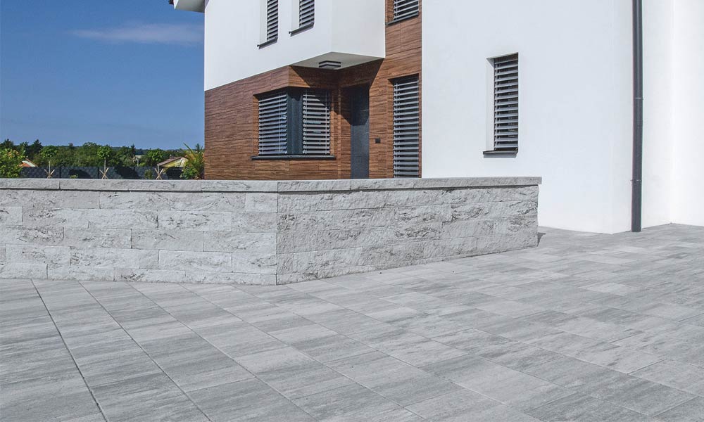 Linea VG4 betónová platňa 60 x 30 x 8 cm, žulovo sivá tieňovaná; Momento múrová tvárnica, žulovo sivá tieňovaná Linea VG4 betónová platňa 60 x 30 x 8 cm, žulovo sivá tieňovaná; Momento múrová tvárnica, žulovo sivá tieňovaná