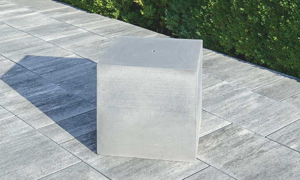 Betonova kocka 45 x 45 x 45 cm, žulovo sivá tieňovaná; Campus VG4, žulovo sivá tieňovaná